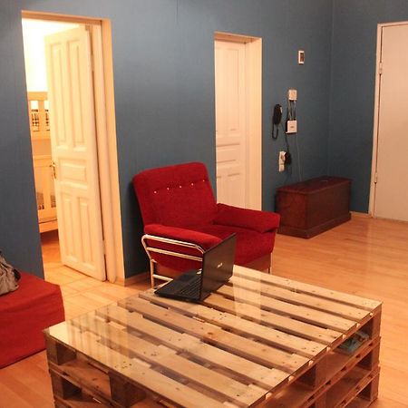 Hostel Bude Кутаїсі Екстер'єр фото