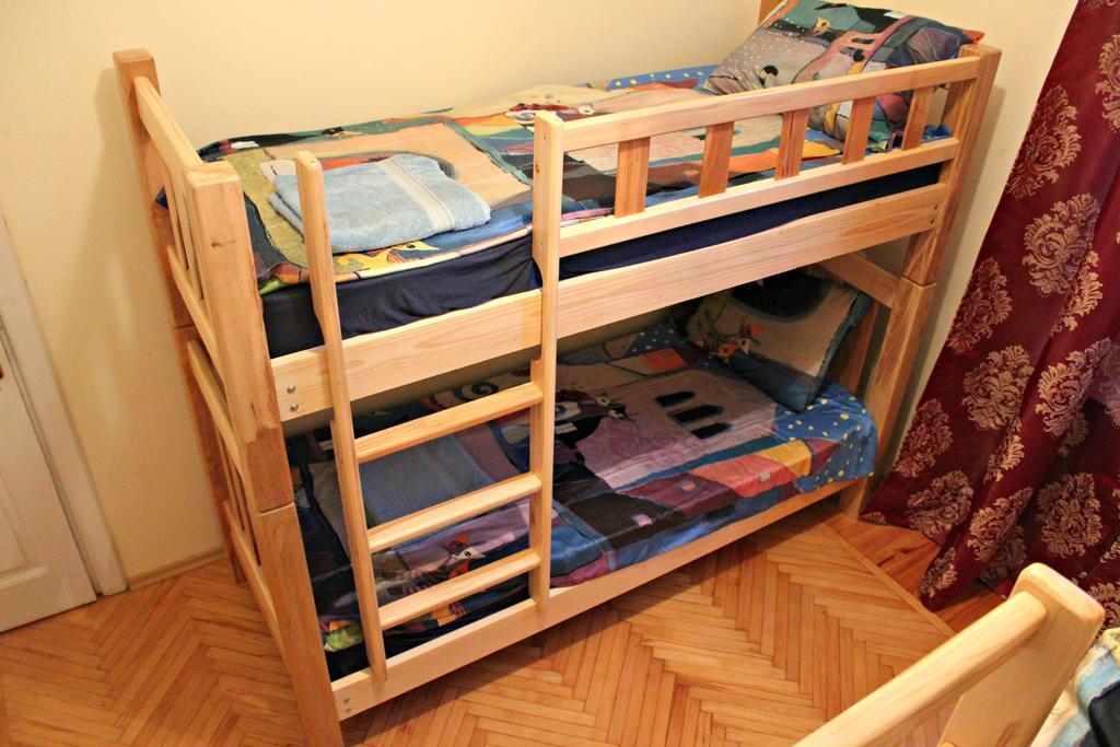 Hostel Bude Кутаїсі Номер фото